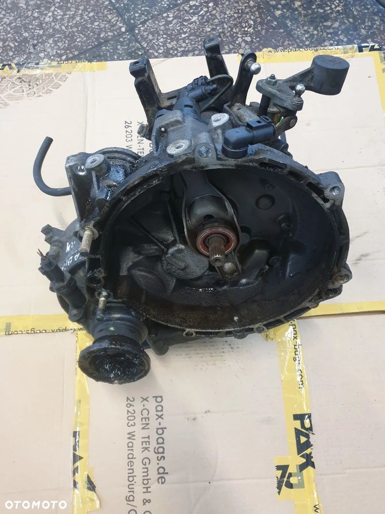 SKRZYNIA BIEGÓW FABIA I 1,4 0023101107T - 1