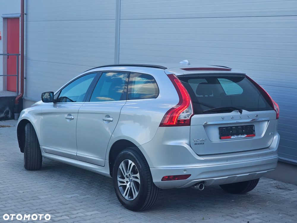 Volvo XC 60 D3 Momentum - 9
