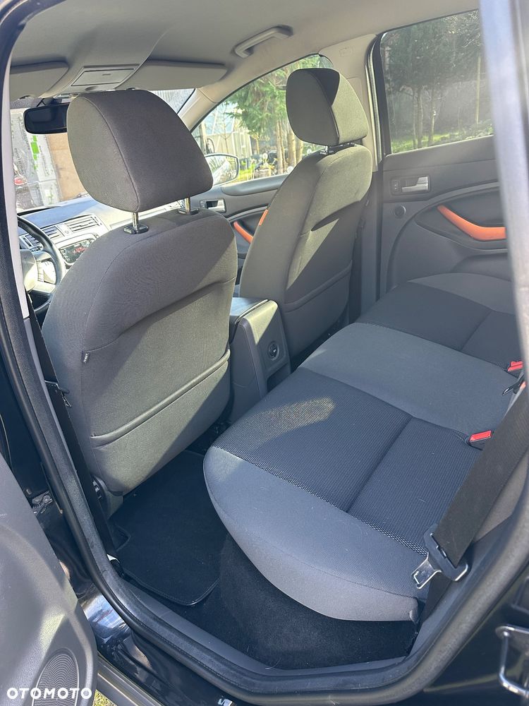 Ford Kuga 2.0 TDCi 4x4 Trend - 11