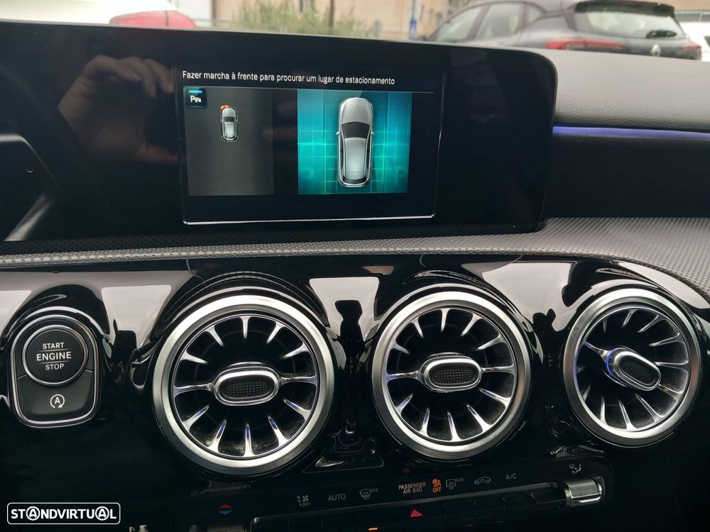 Mercedes-Benz A 180 d AMG Line - 17