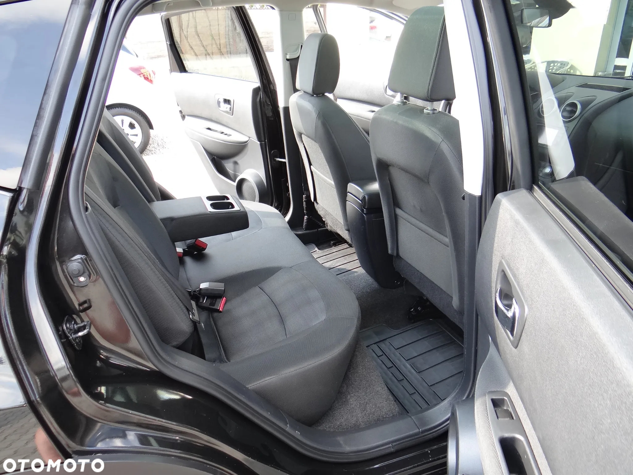 Nissan Qashqai 2.0 4x4 tekna - 36