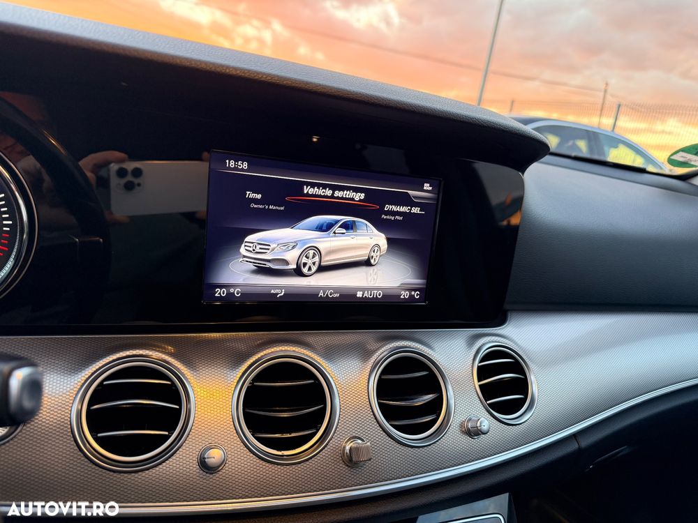 Mercedes-Benz E - 17