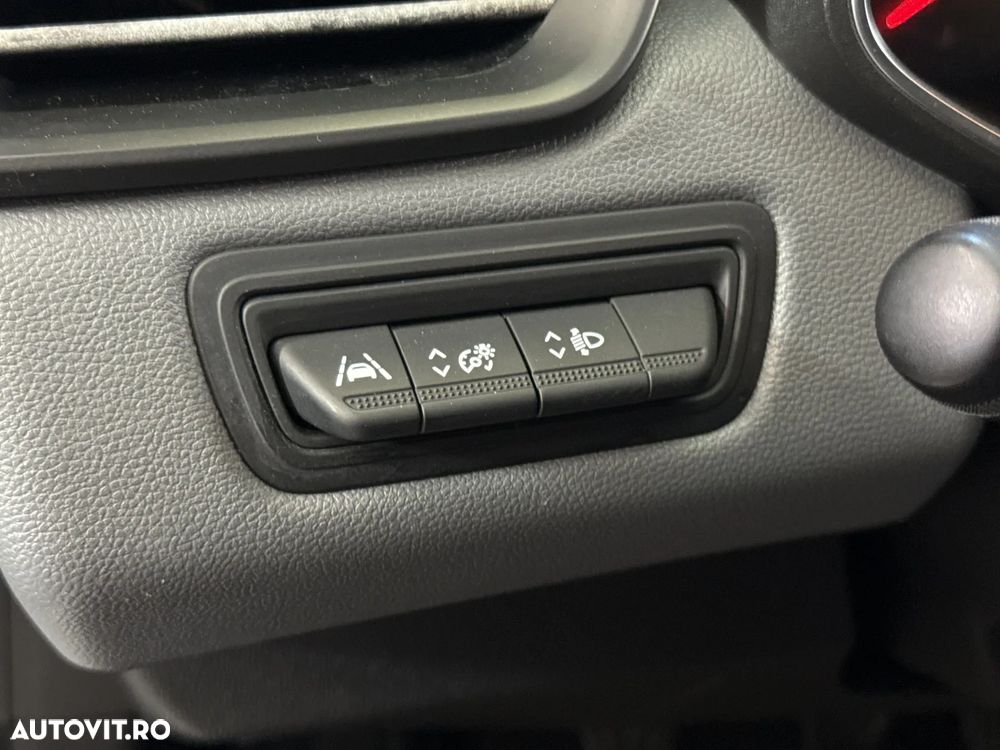 Renault Clio - 15