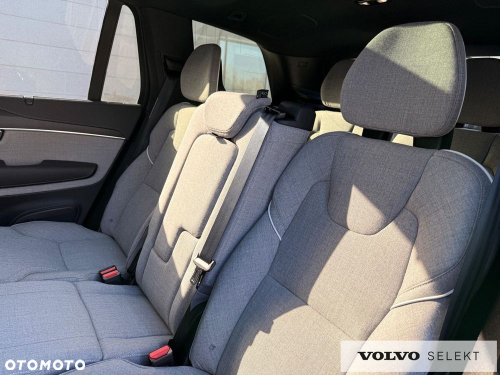 Volvo XC 90 - 30