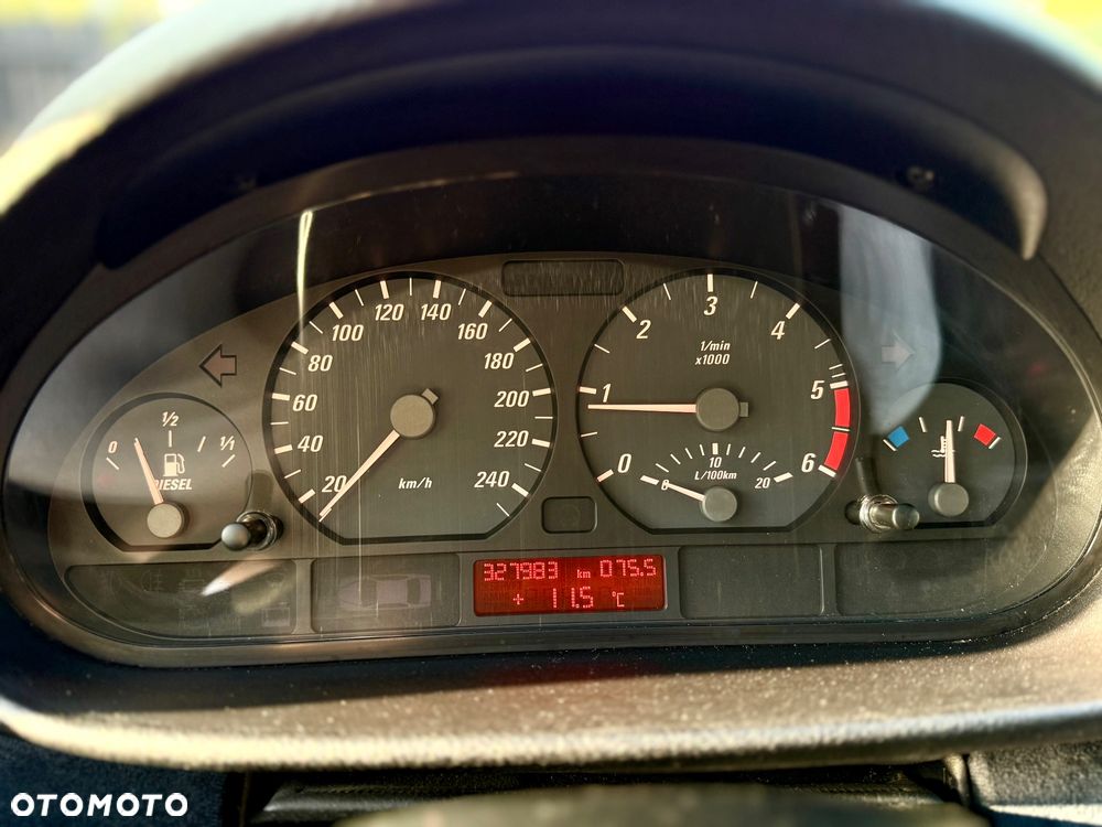 BMW Seria 3 320 Cd Edition Sport - 25