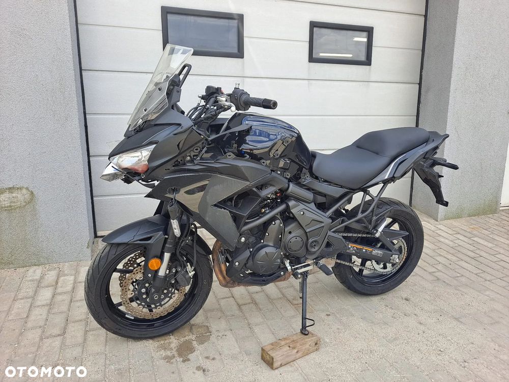 Kawasaki Versys 650 - 11