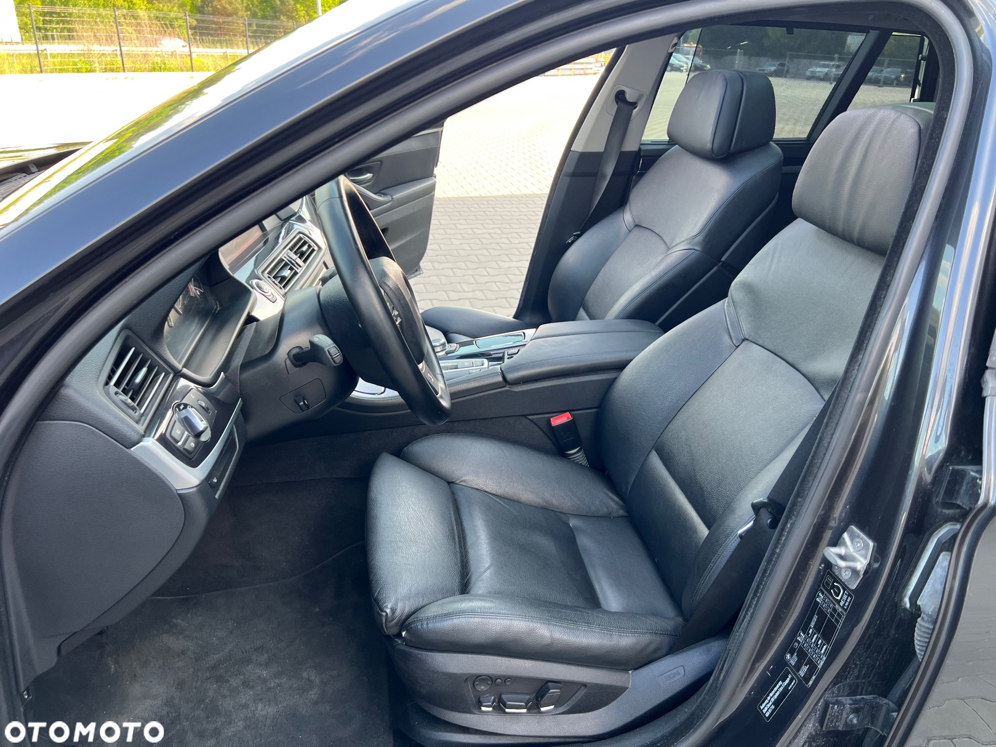 BMW Seria 5 520d Touring Luxury Line - 21