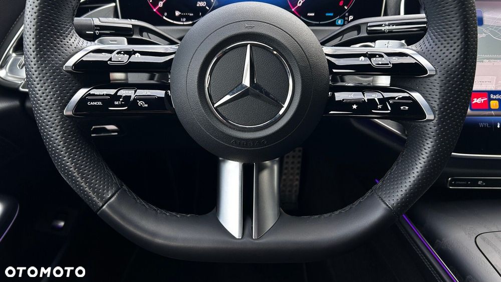 Mercedes-Benz Klasa E - 17