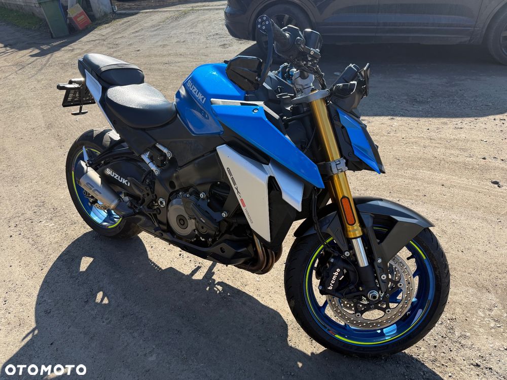 Suzuki GSX 1000 - 6