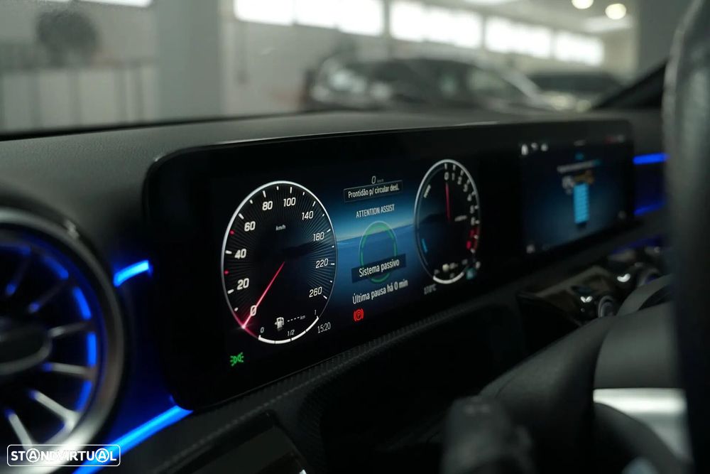 Mercedes-Benz A 250 e - 12