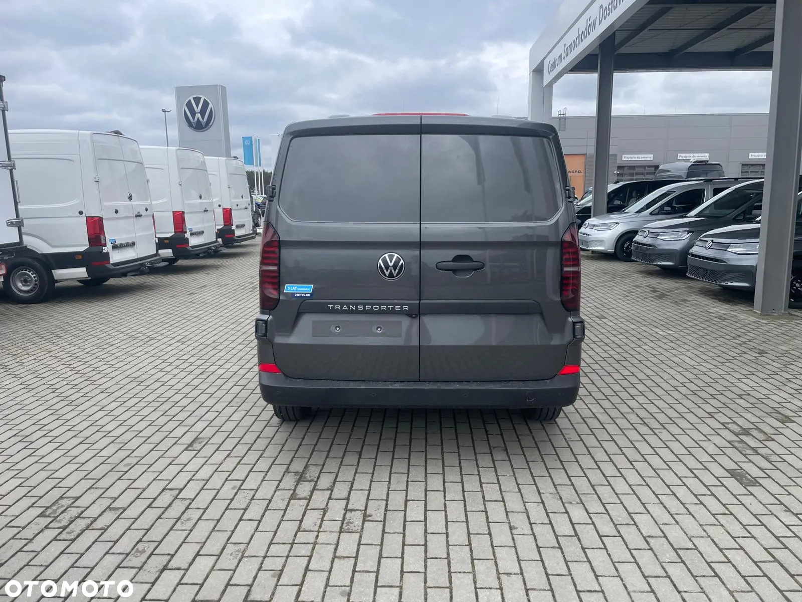 Volkswagen Transporter - 8