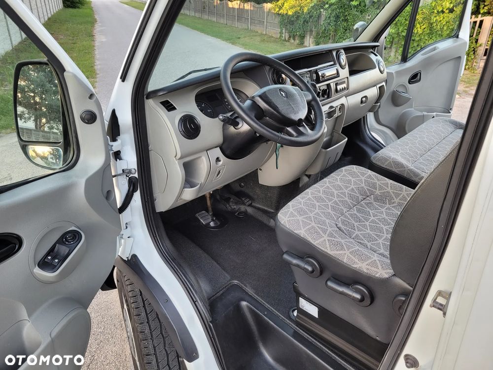 Renault Master - 32