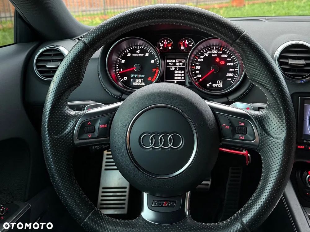 Audi TT RS Coupé - 10