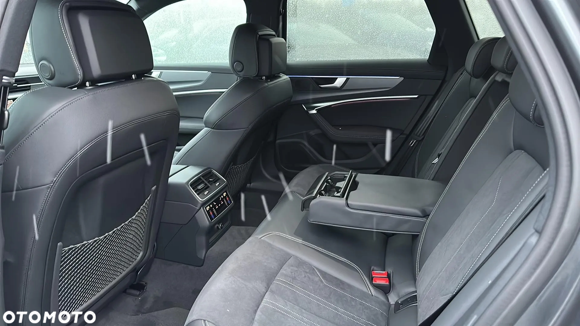 Audi A6 - 12