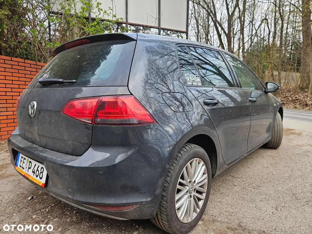 Volkswagen Golf 1.2 TSI BMT Trendline Perfectline - 4