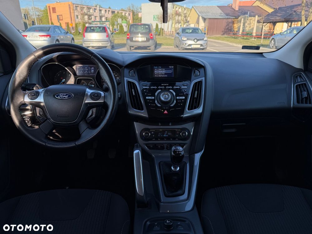Ford Focus - 12