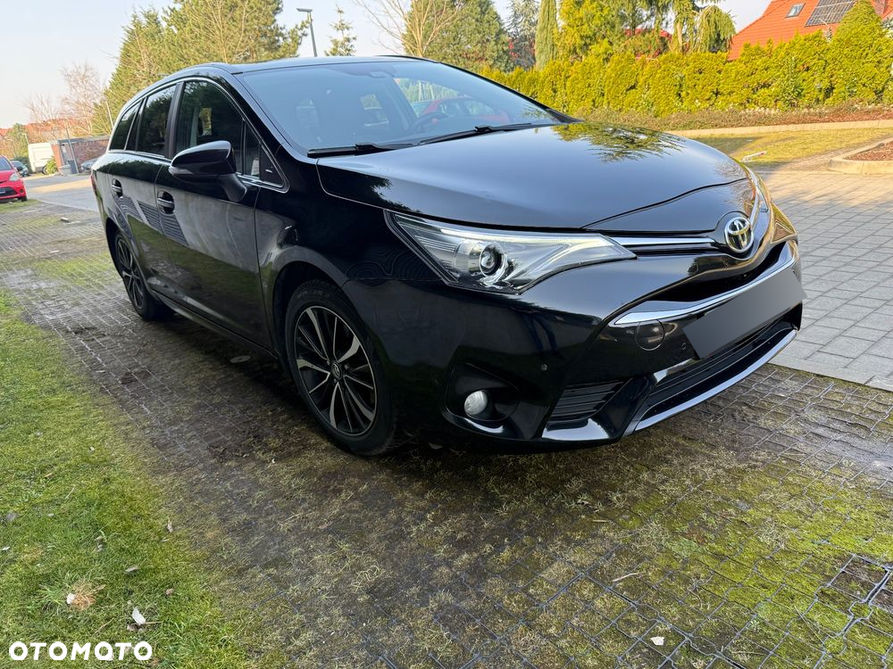 Toyota Avensis 2.0 D-4D Prestige - 20