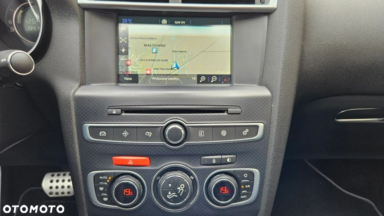 Citroën DS4 Cross 1.6 BlueHDi Be Chic S&S EAT6 - 25