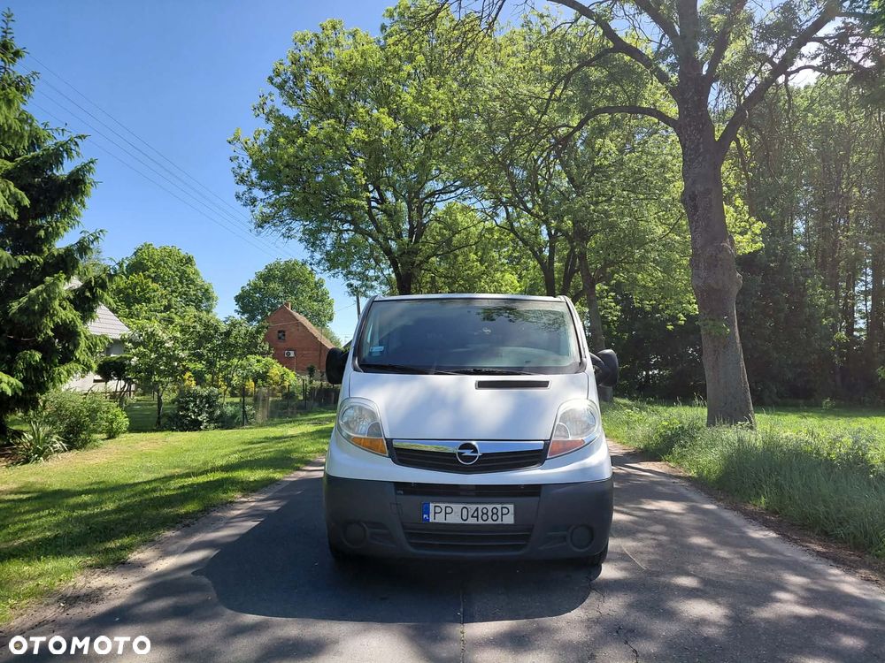 Opel Vivaro L2H1 2.9t - 2