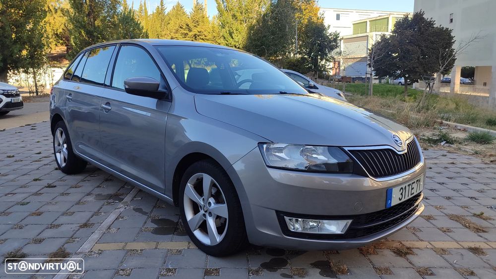 Skoda Rapid Spaceback - 4