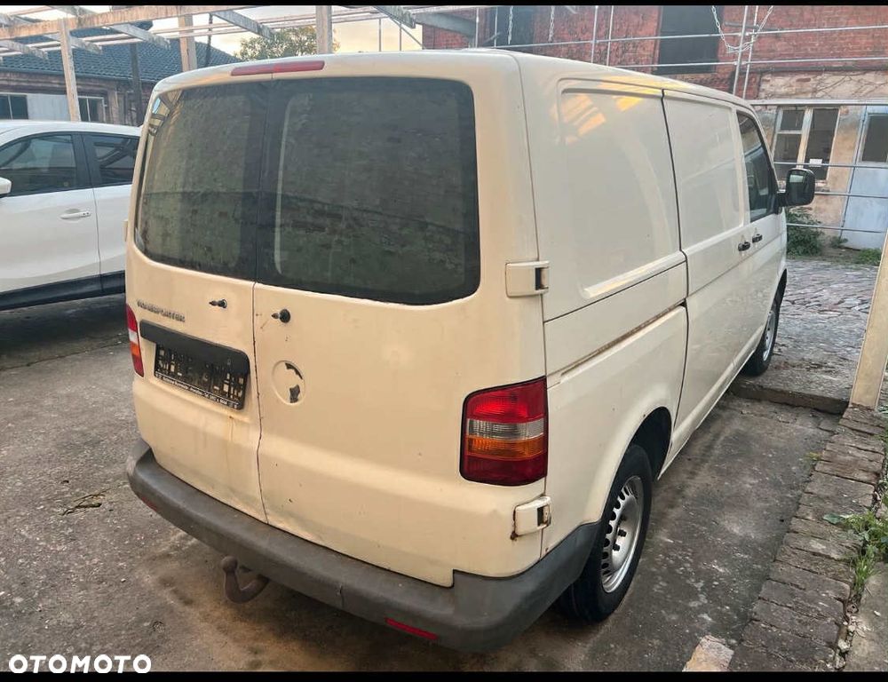 Volkswagen Transporter T5 - 4