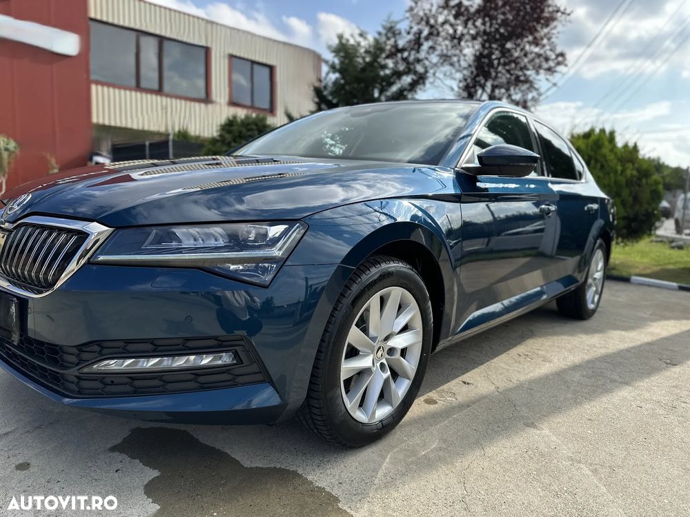 Skoda Superb 2.0 TDI Ambition - 8