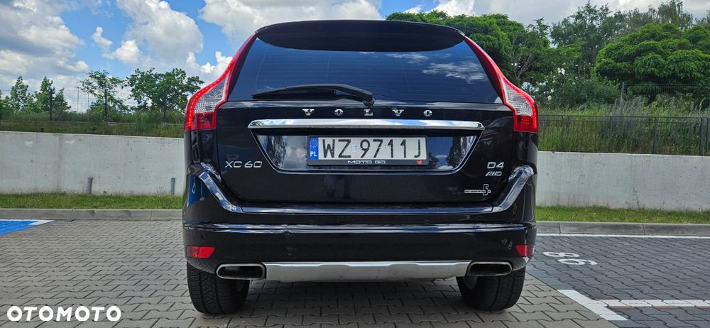 Volvo XC 60 D4 AWD Momentum - 9