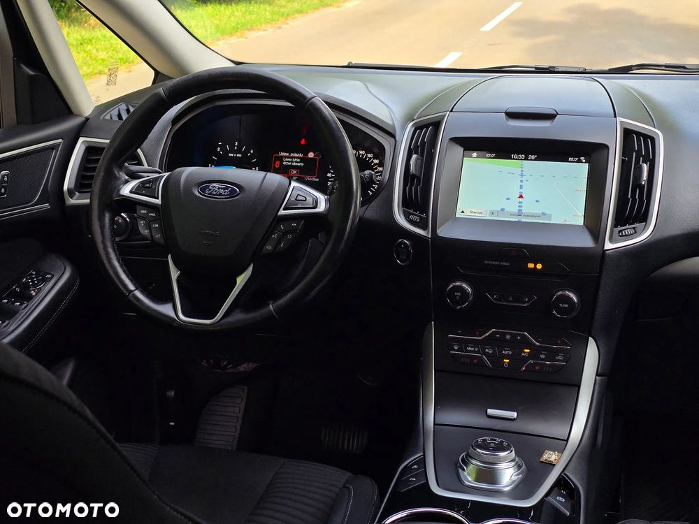 Ford S-Max 2.0 EcoBlue Titanium - 26