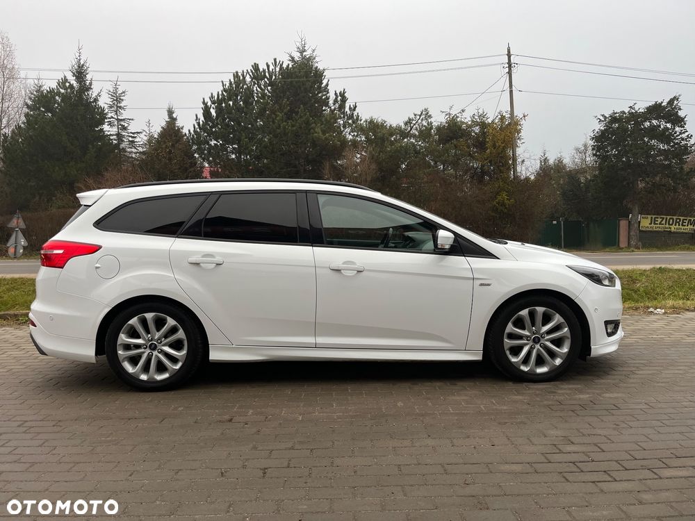 Ford Focus 1.5 EcoBoost STart-Stopp-System ST-Line - 3