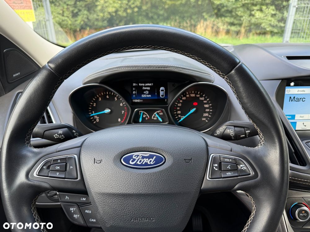 Ford Kuga 1.5 EcoBoost 2x4 Vignale - 23