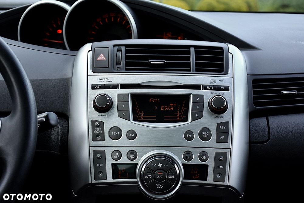 Toyota Verso 1.8 7-Sitzer Skyview Edition - 23