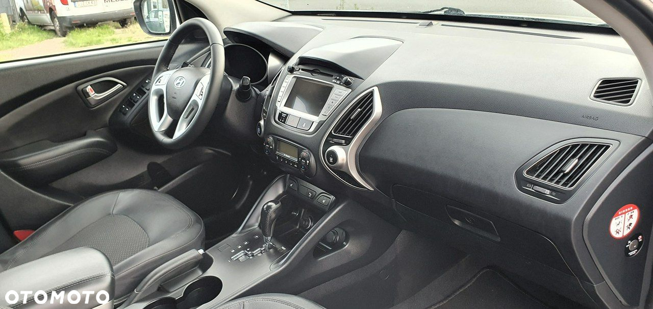 Hyundai ix35 - 11