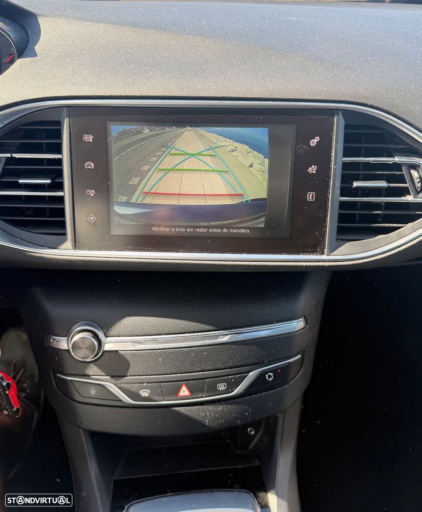 Peugeot 308 SW - 10