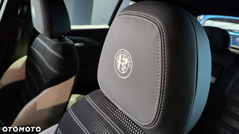 Alfa Romeo Tonale 1.5 T4 GSE mHEV Sport Speciale DCT - 9