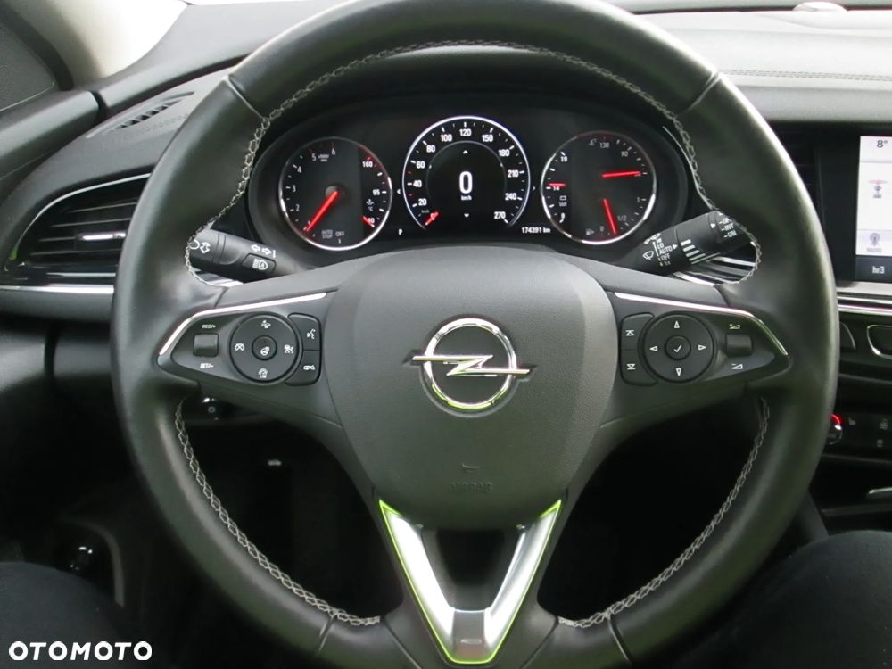 Opel Insignia 1.6 CDTI Ultimate S&S - 10