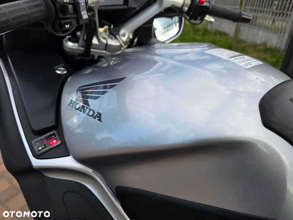 Honda ST - 13