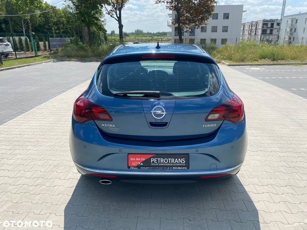Opel Astra 1.4 Turbo - 8