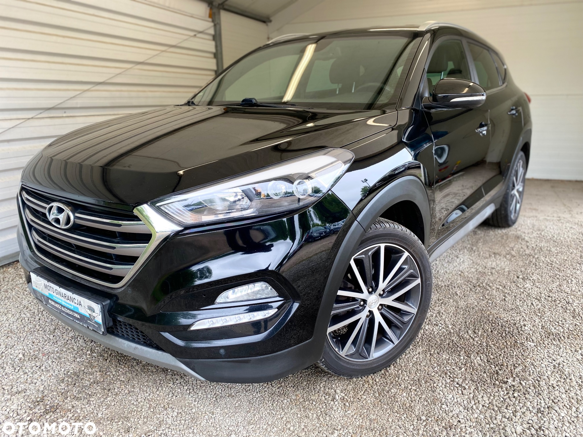 Hyundai Tucson 1.7 CRDI BlueDrive Style 2WD DCT - 32