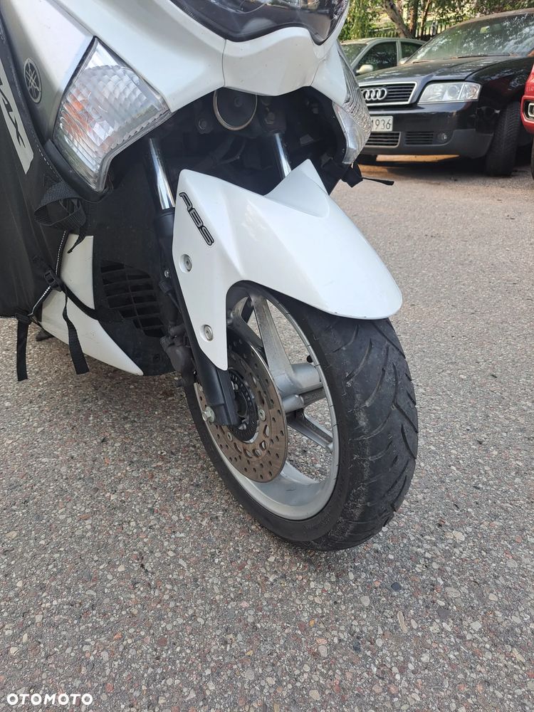 Yamaha NMAX - 20