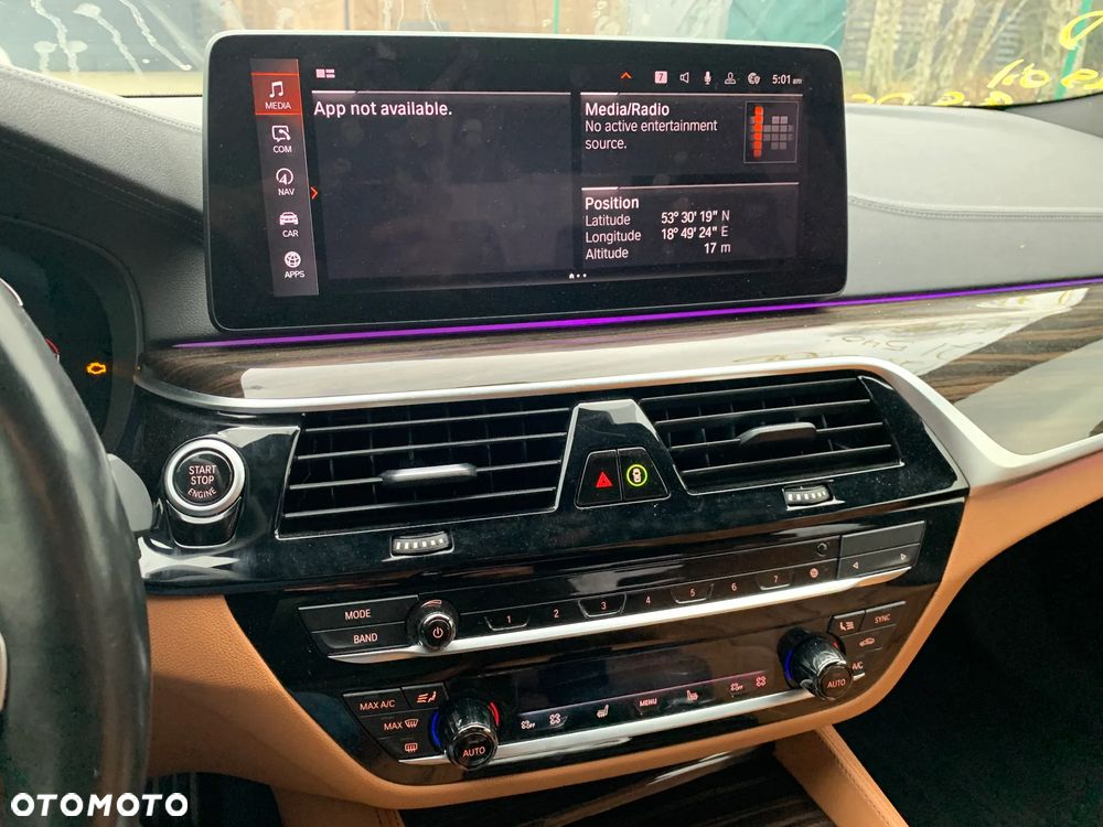 BMW Seria 5 540i xDrive Sport Line - 20