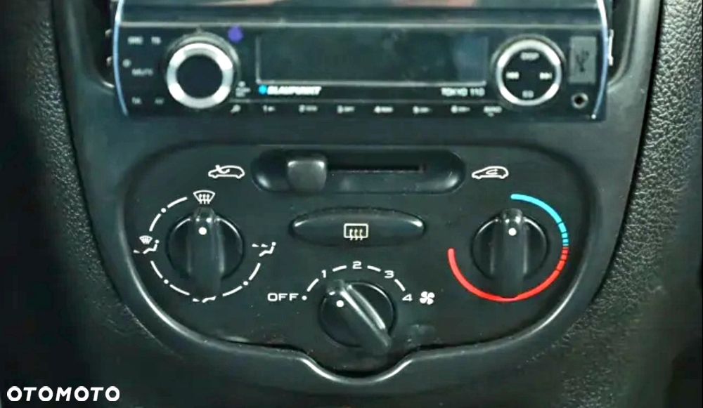 Peugeot 206 1.1 XR - 12