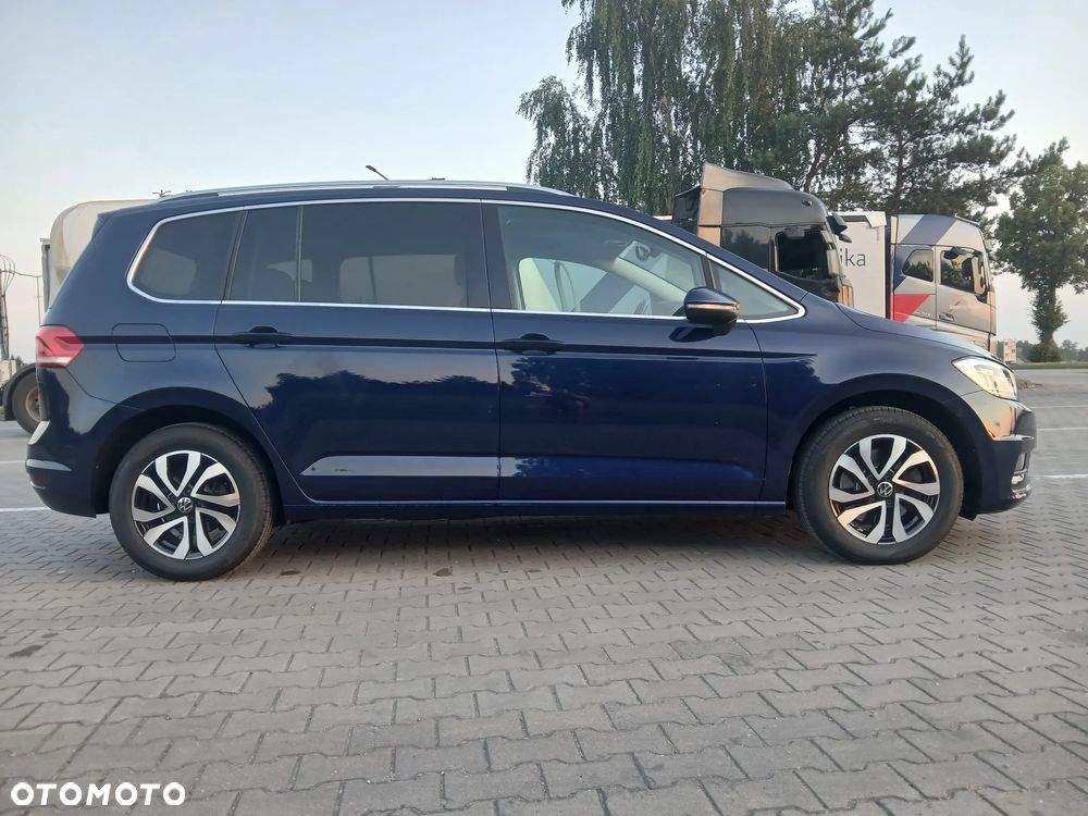 Volkswagen Touran 2.0 TDI SCR (BlueMotion Technology) DSG Comfortline - 2