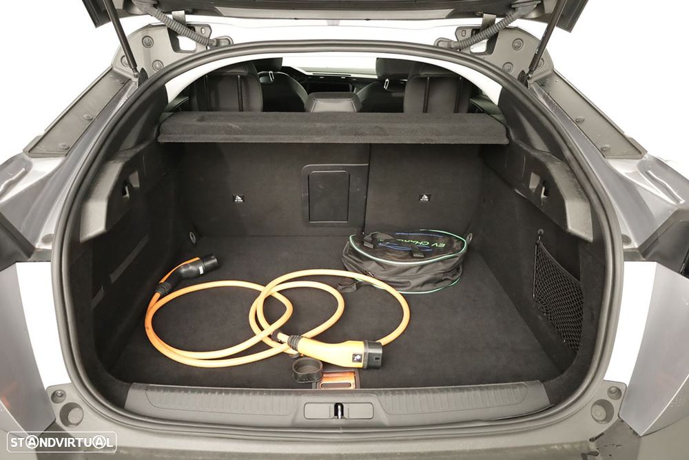 Peugeot 408 1.6 Hybrid Allure e-EAT8 - 23