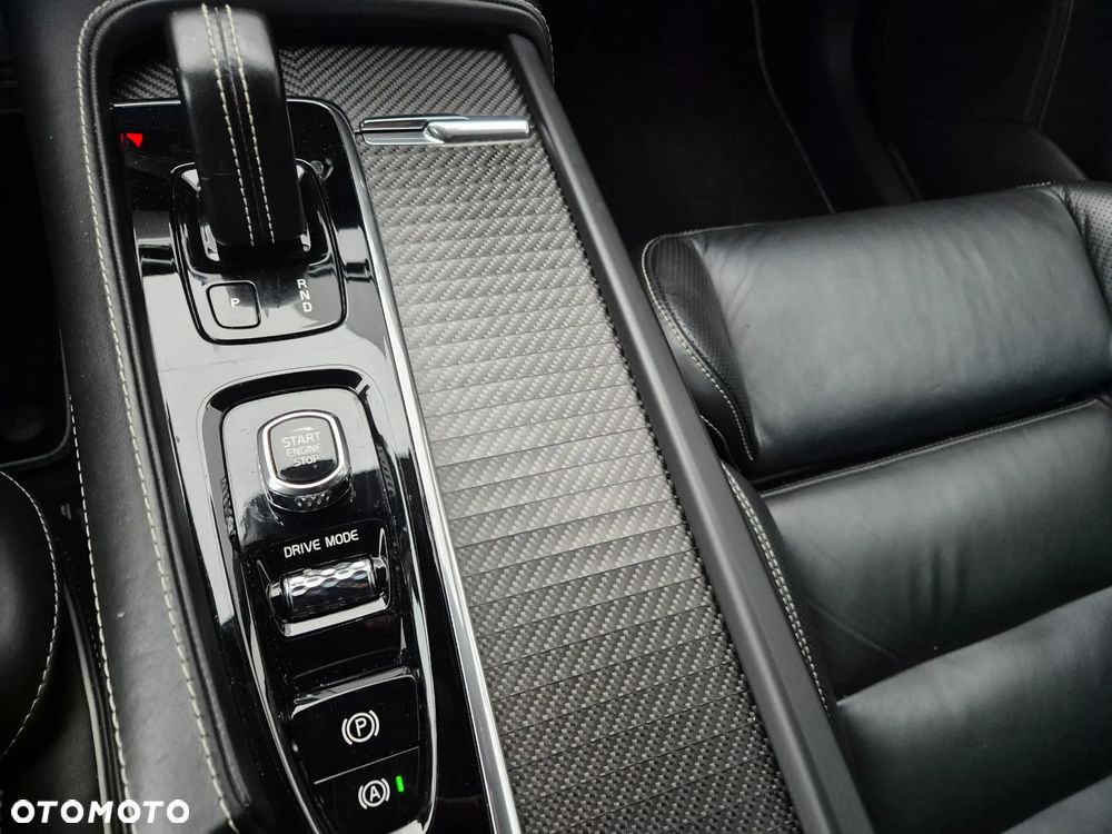 Volvo XC 90 B5 D AWD R-Design - 14
