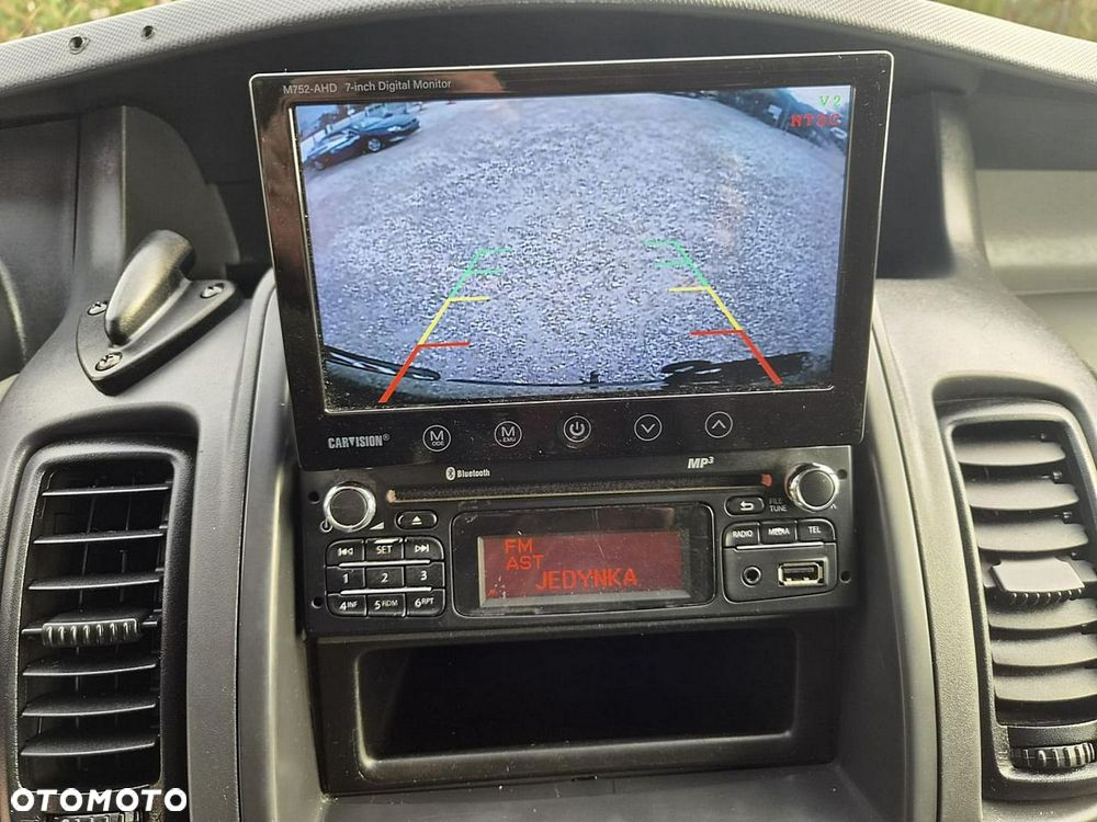 Opel Vivaro - 12