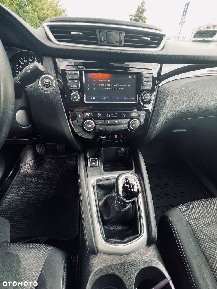 Nissan Qashqai 1.2 DIG-T N-Connecta EU6 - 7