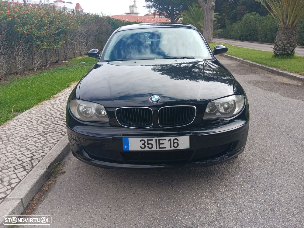 BMW 116 2009 photo 2