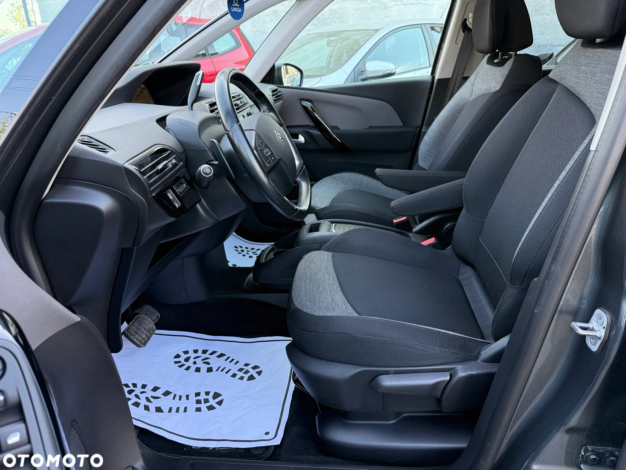 Citroën C4 Grand Picasso 1.6 THP MoreLife S&S EAT6 - 19