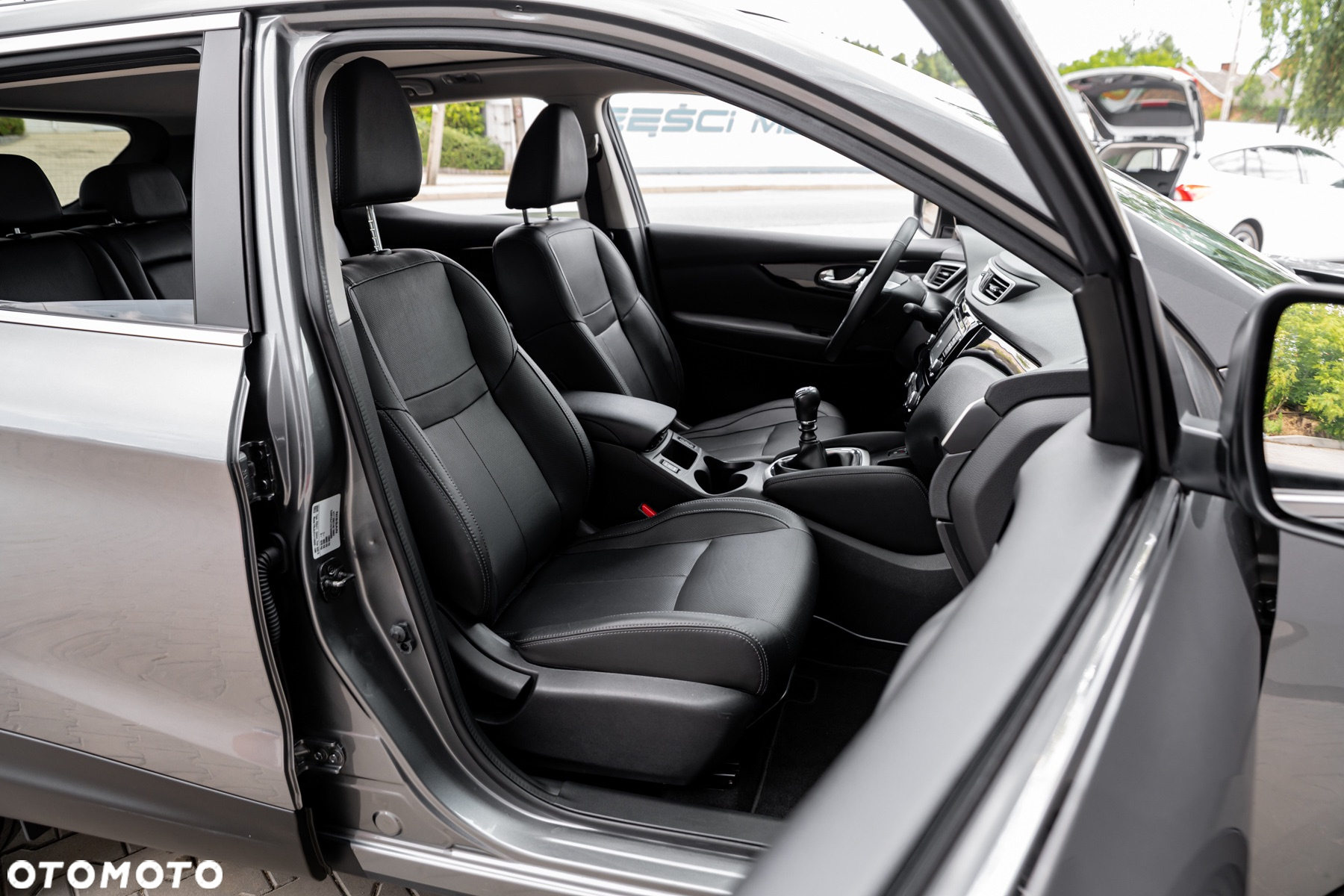 Nissan Qashqai 1.2 DIG-T Tekna+ - 24
