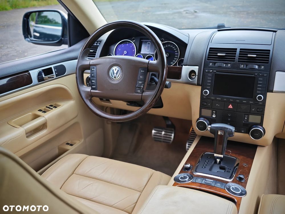 Volkswagen Touareg 4.2 V8 Tiptr - 15